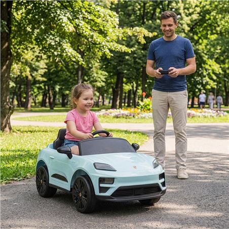 COCHE INFANTIL A BATERIA CON CONTROL REMOTO PORSCHE MACAN CELESTE - 33038-6