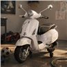 MOTO INFANTIL A BATERIA VESPA PRIMAVERA BLANCA - 33018-9