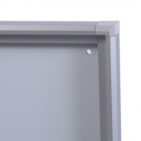 VITRINA ANUNCIOS MURAL CON CERRADURA Y 2 LLAVES 651X710 MM CROMAD