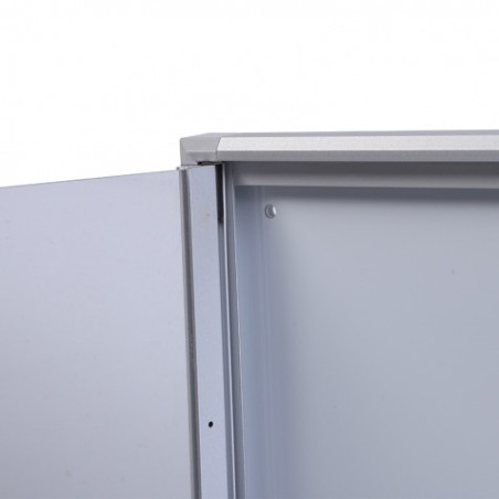VITRINA ANUNCION MURAL CON CERRADURA Y 2 LLAVES 351X490 MM CROMAD