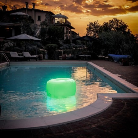 ASIENTO HINCHABLE LED CON MANDO A DISTANCIA |100KG | IP68 | INNOVAGOODS