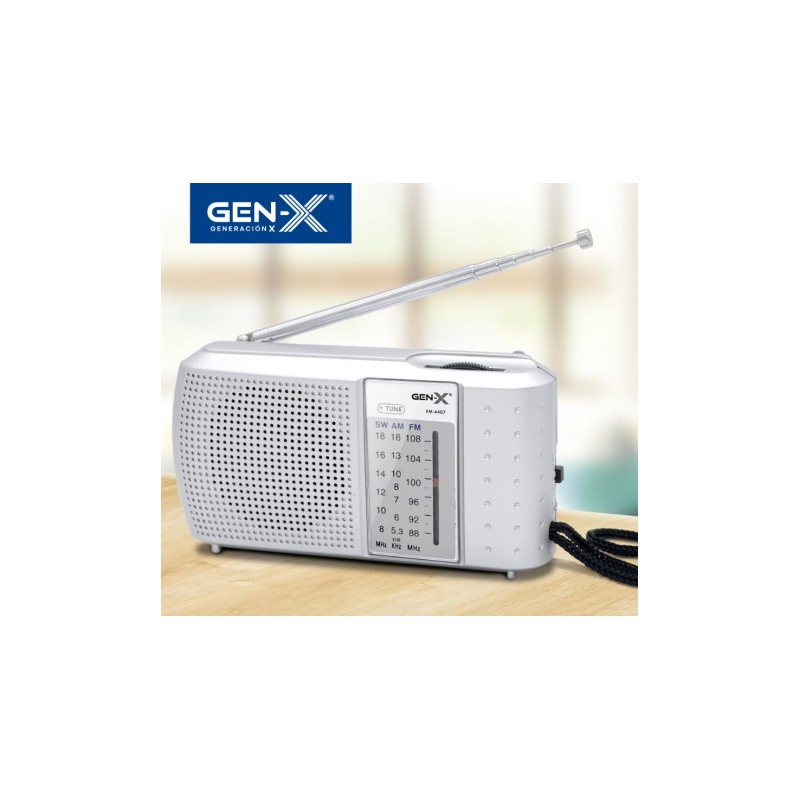 RADIO PORTATIL AM/FM/SW TRES BANDAS...