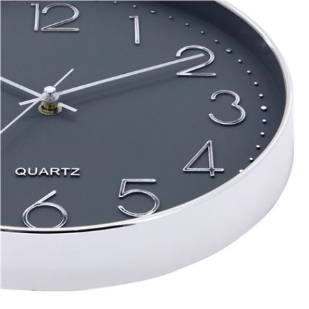RELOJ DE PARED PLATEADO ESFERA GRIS CON RELIEVE