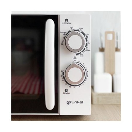 MICROONDAS CON GRILL 20L. 800W. GRUNKEL